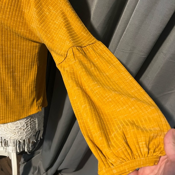 Juicy Couture size L long sleeve top - Picture 4 of 5